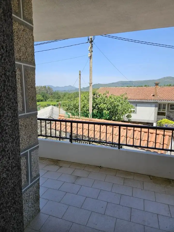 Terrace of Houses for sale in Covelo  with Heating, Private garden and Terrace
