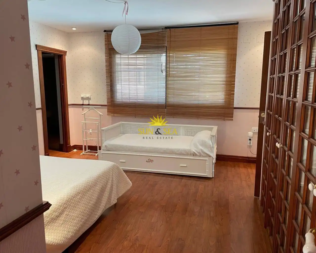 Bedroom of Houses for rent in Benidorm  with Air Conditioner, Private garden and Terrace
