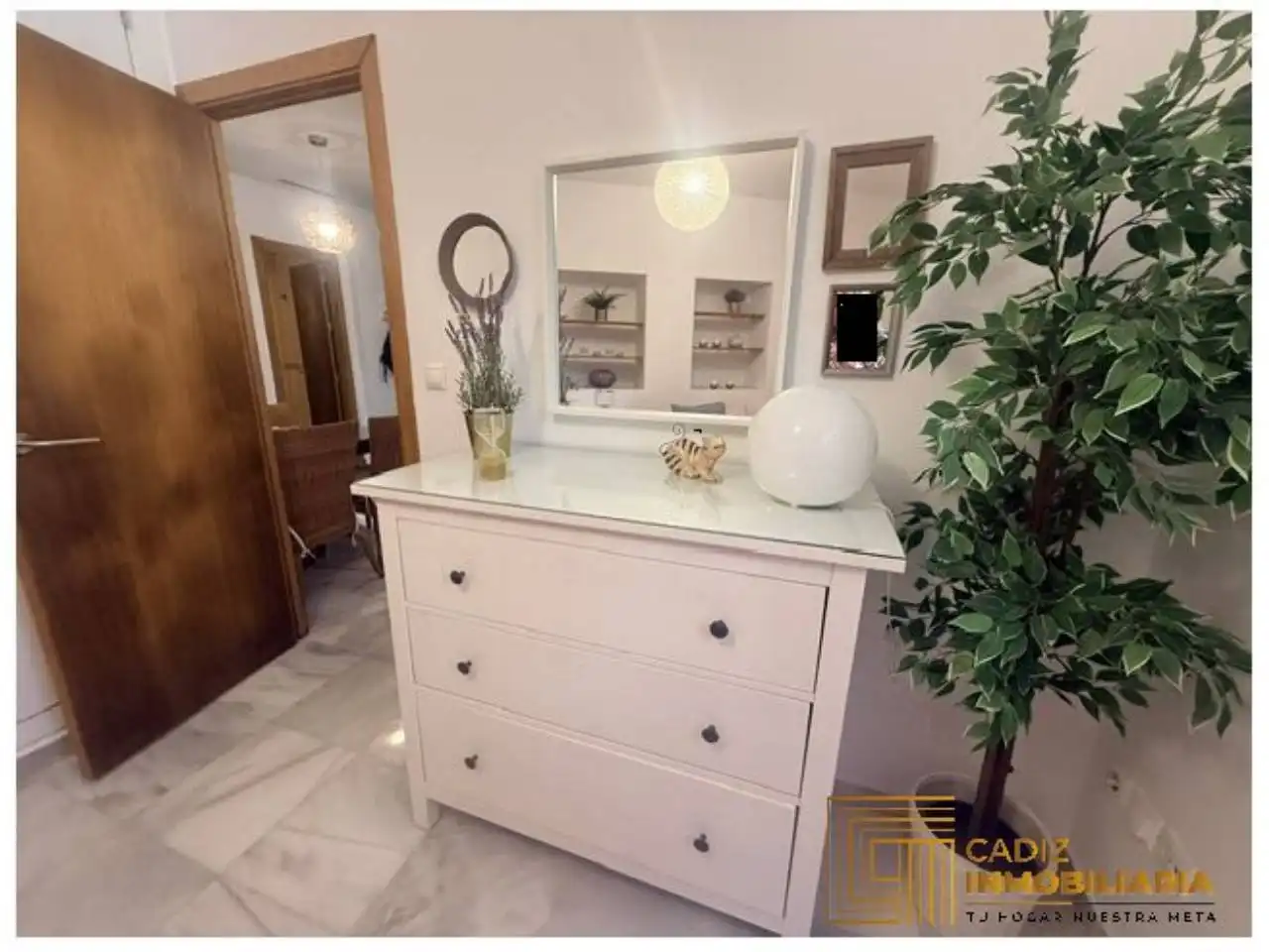Schlafzimmer von Wohnung zum Verkauf in Cádiz mit Klimaanlage