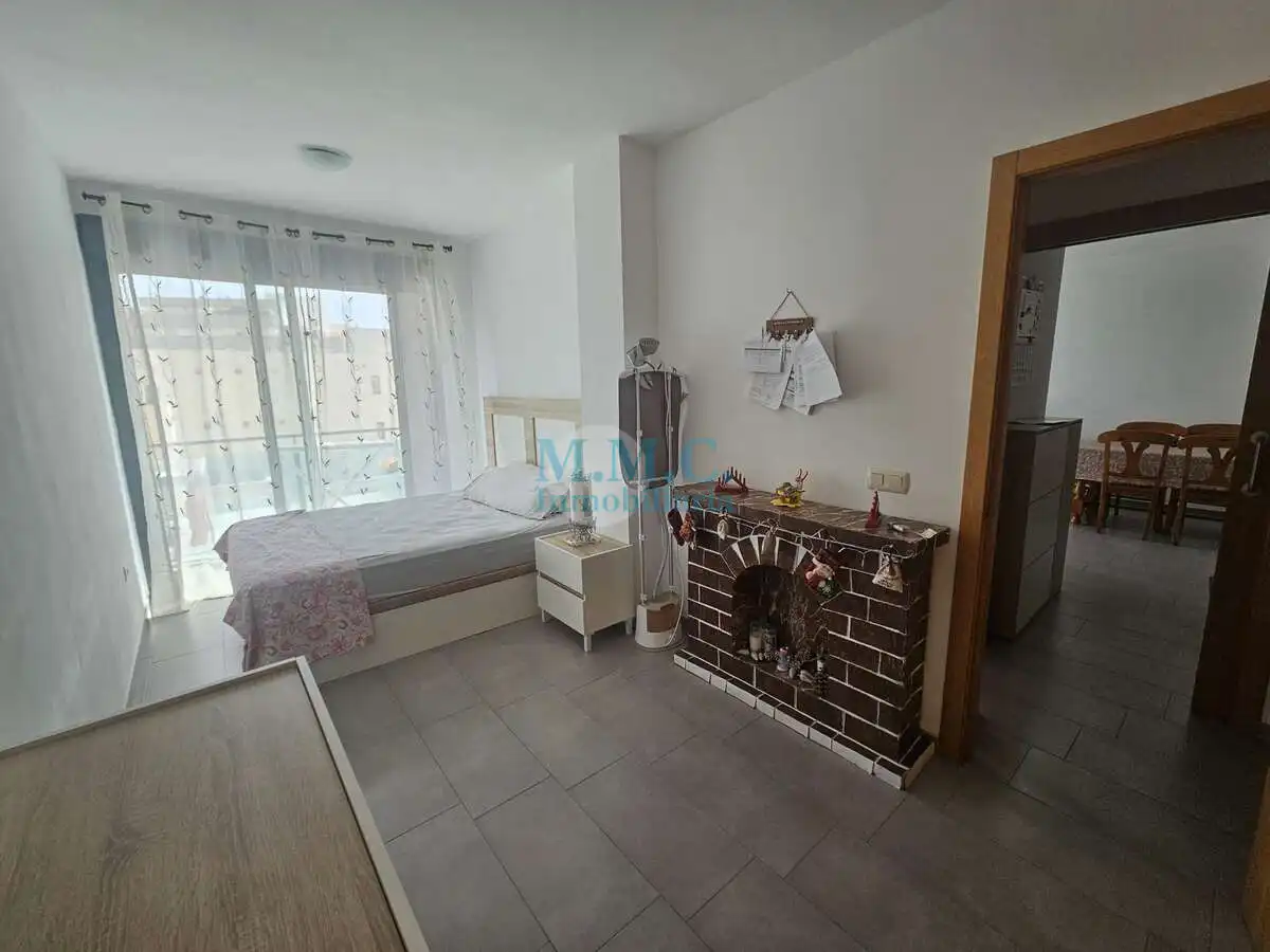Habitación de Piso en venta en Roquetas de Mar con Terraza y Amueblado