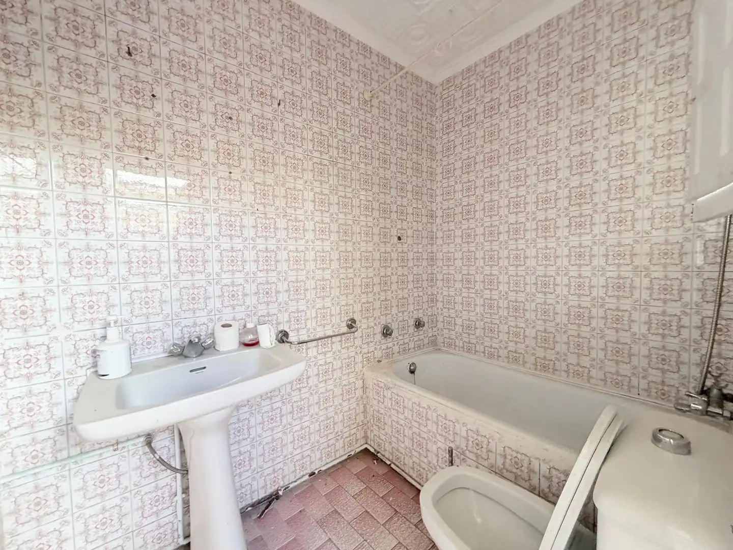 Bany de Casa o xalet en venda en Bormujos amb Traster