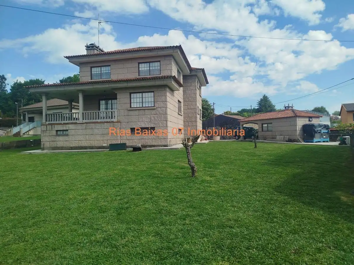 House with terrace for sale in Mos, imagen 3