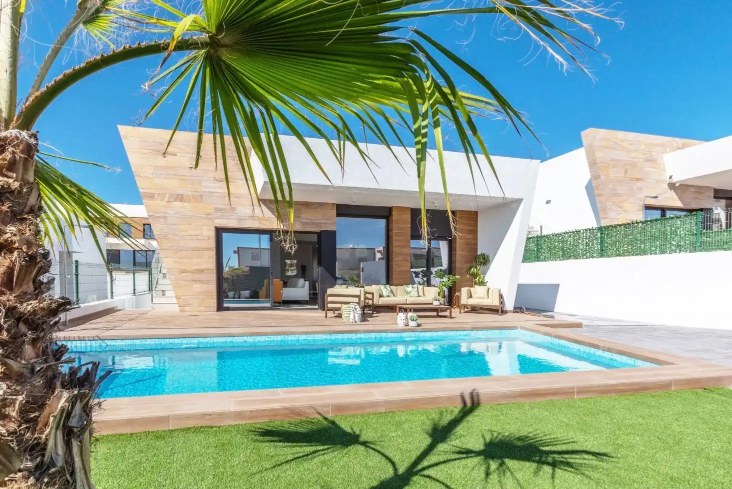 Chalet con piscina en venta en ECUADOR