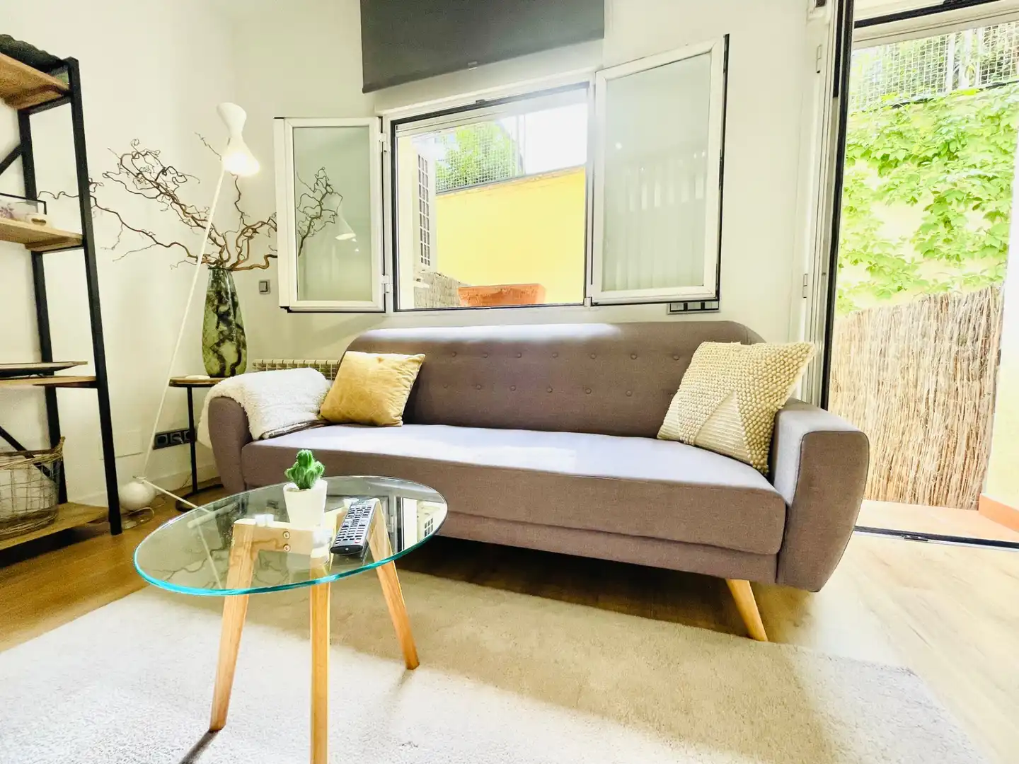 Apartamento de alquiler en Calle de Ponzano, Ríos Rosas - Nuevos Ministerios