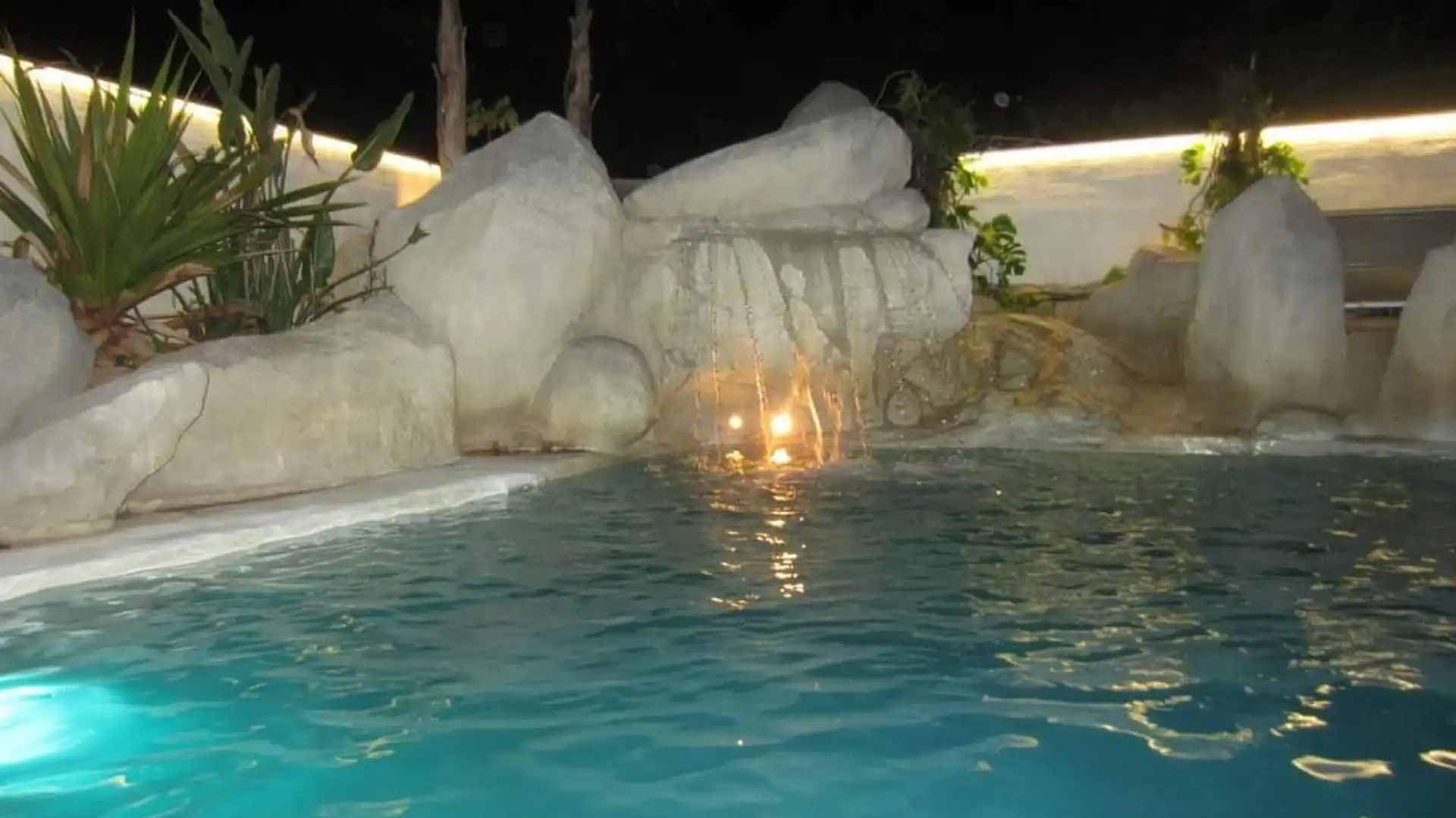 Swimming pool of Houses for sale in Torrent