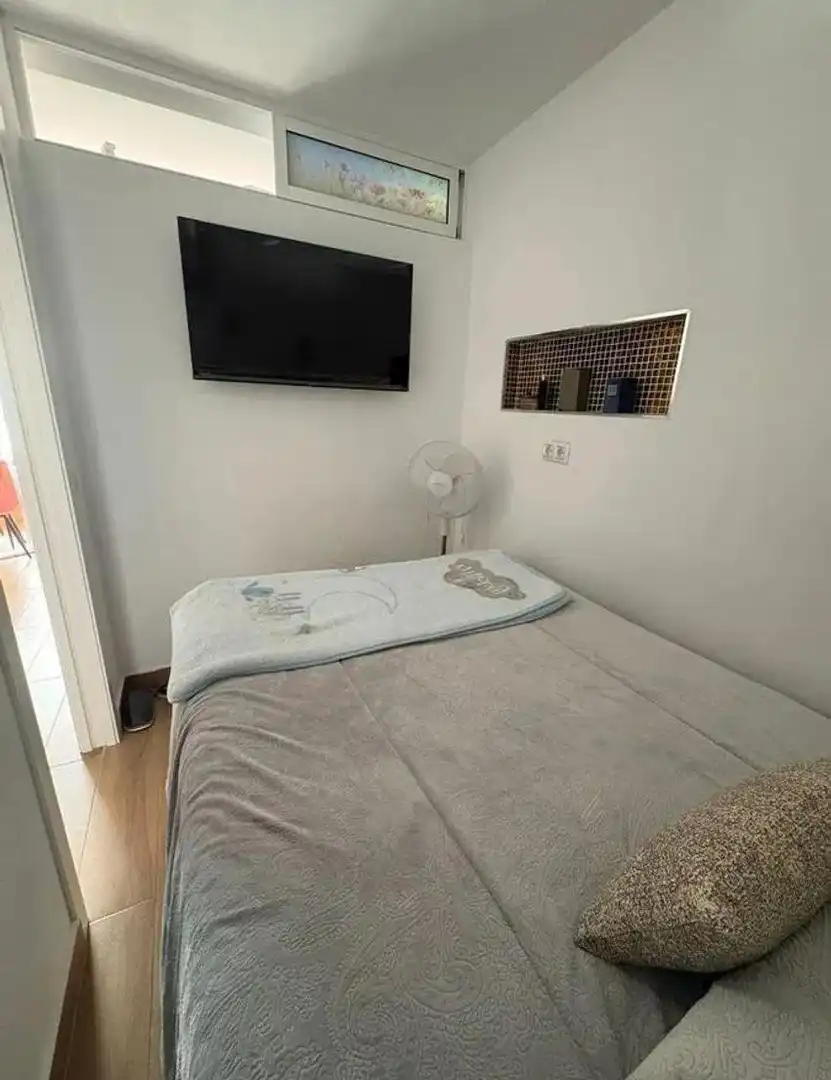Apartamento con terraza en venta en Puerto Marina, imagen 10