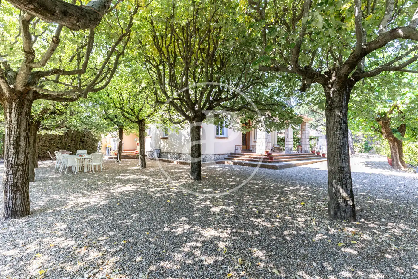 Vista exterior de Casa o xalet en venda en Matadepera amb Aire condicionat, Calefacció i Jardí privat