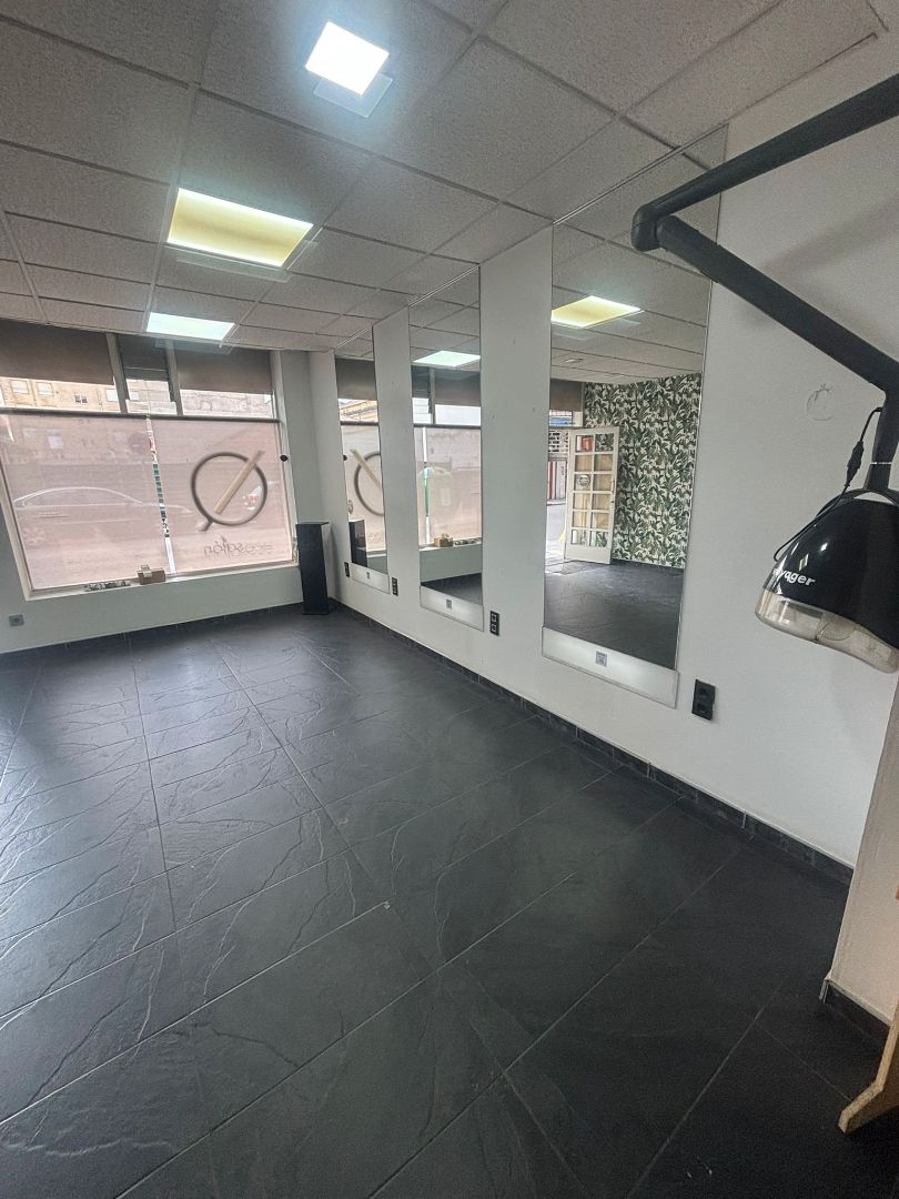 Local de lloguer a Calle Pedro Duro, 26, La Felguera