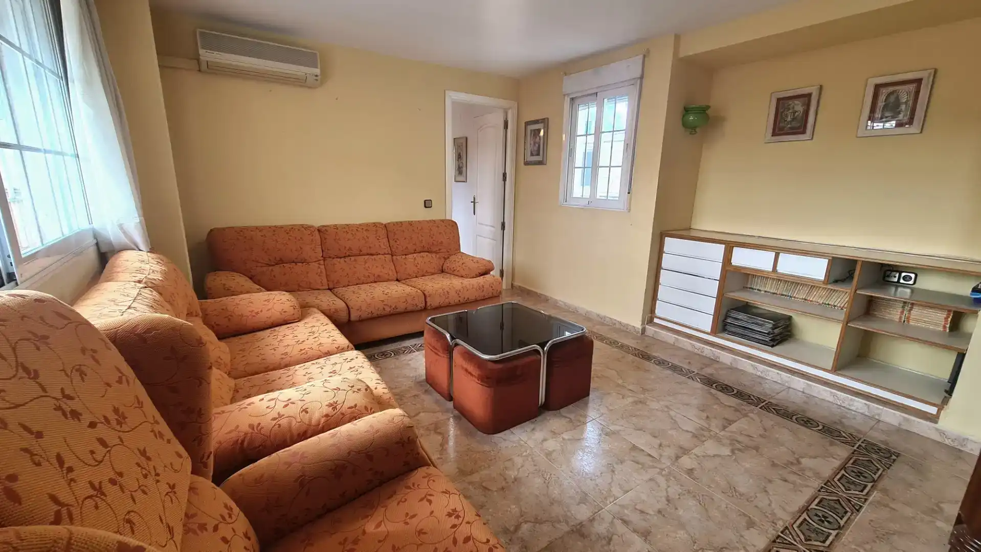 Sala d'estar de Àtic en venda en Alcorcón amb Aire condicionat, Parquet i Moblat