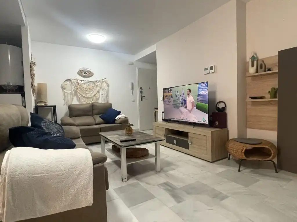 Sala d'estar de Apartament en venda en Garrucha amb Aire condicionat i Piscina comunitària