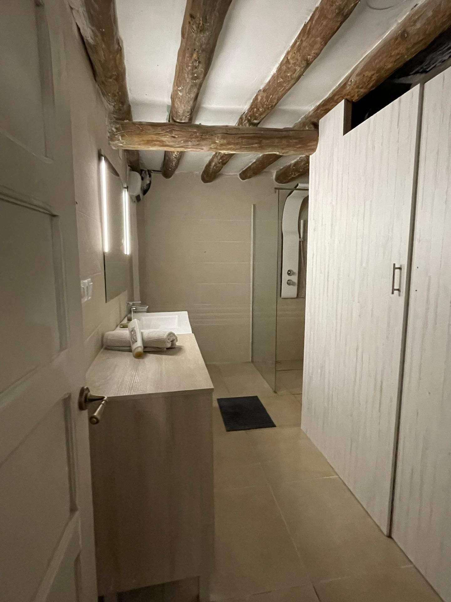 Bany de Finca rústica en venda en Almudévar amb Calefacció, Parquet i Balcó
