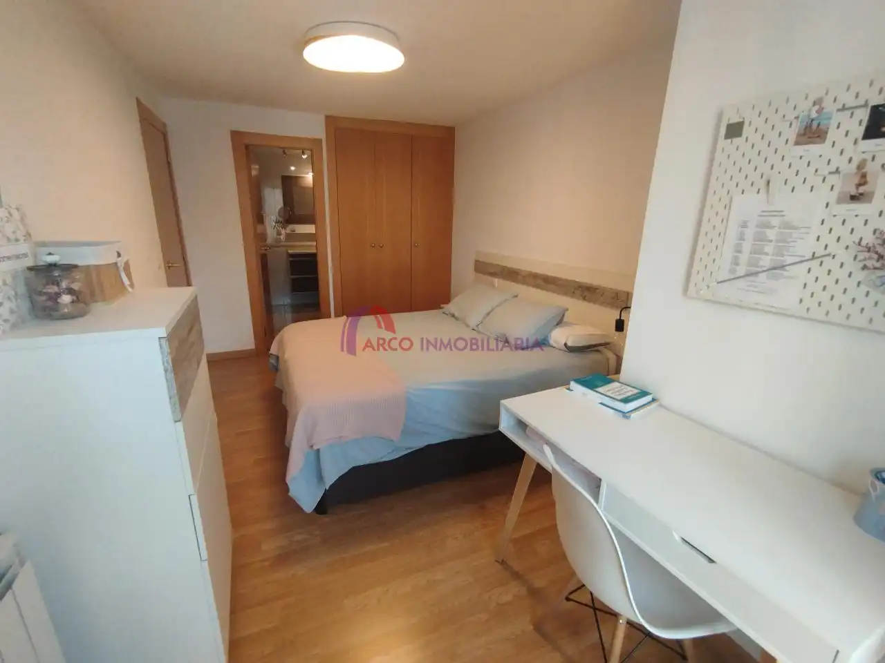 Dormitori de Apartament en venda en Centro