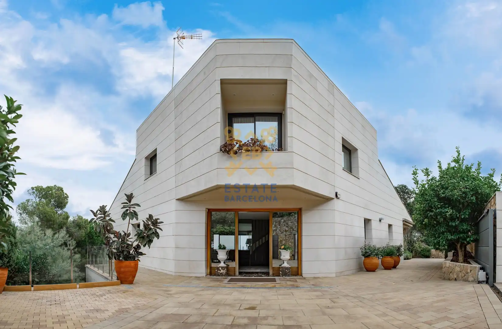Vista exterior de Casa o xalet en venda en Tossa de Mar amb Aire condicionat, Jardí privat i Terrassa