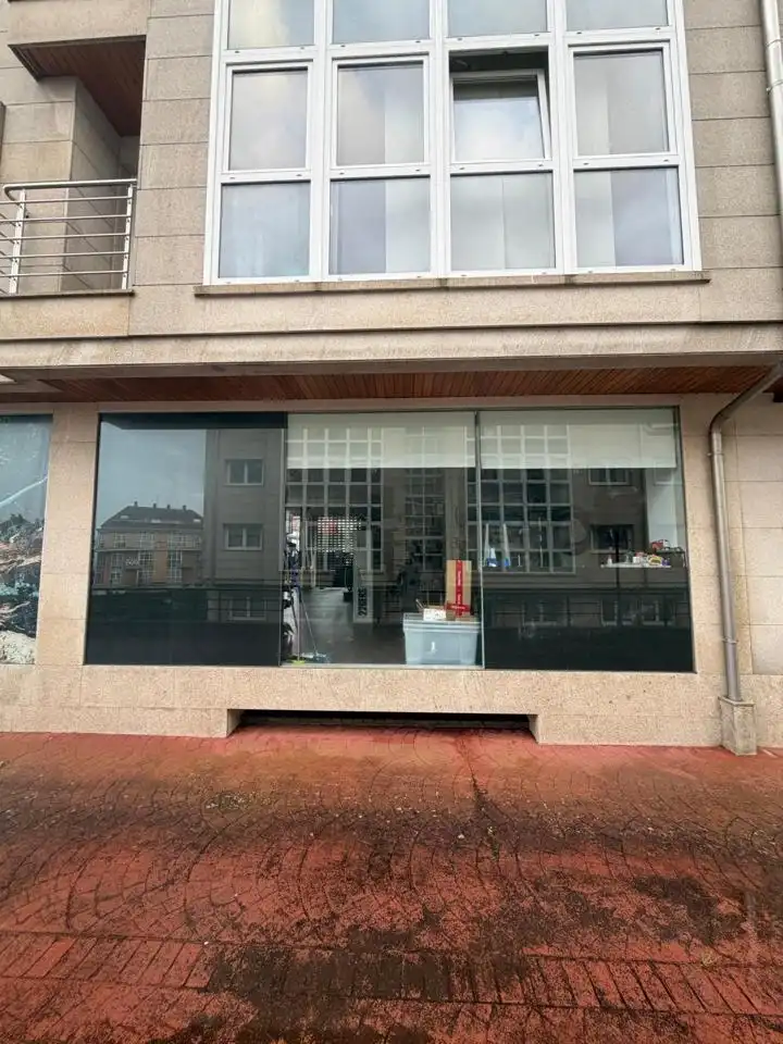 Gewerbefläche zur Miete in Rúa Graxal