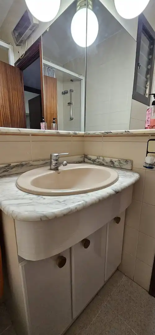 Piso en venta en VILLAR, 87, El Guinardó