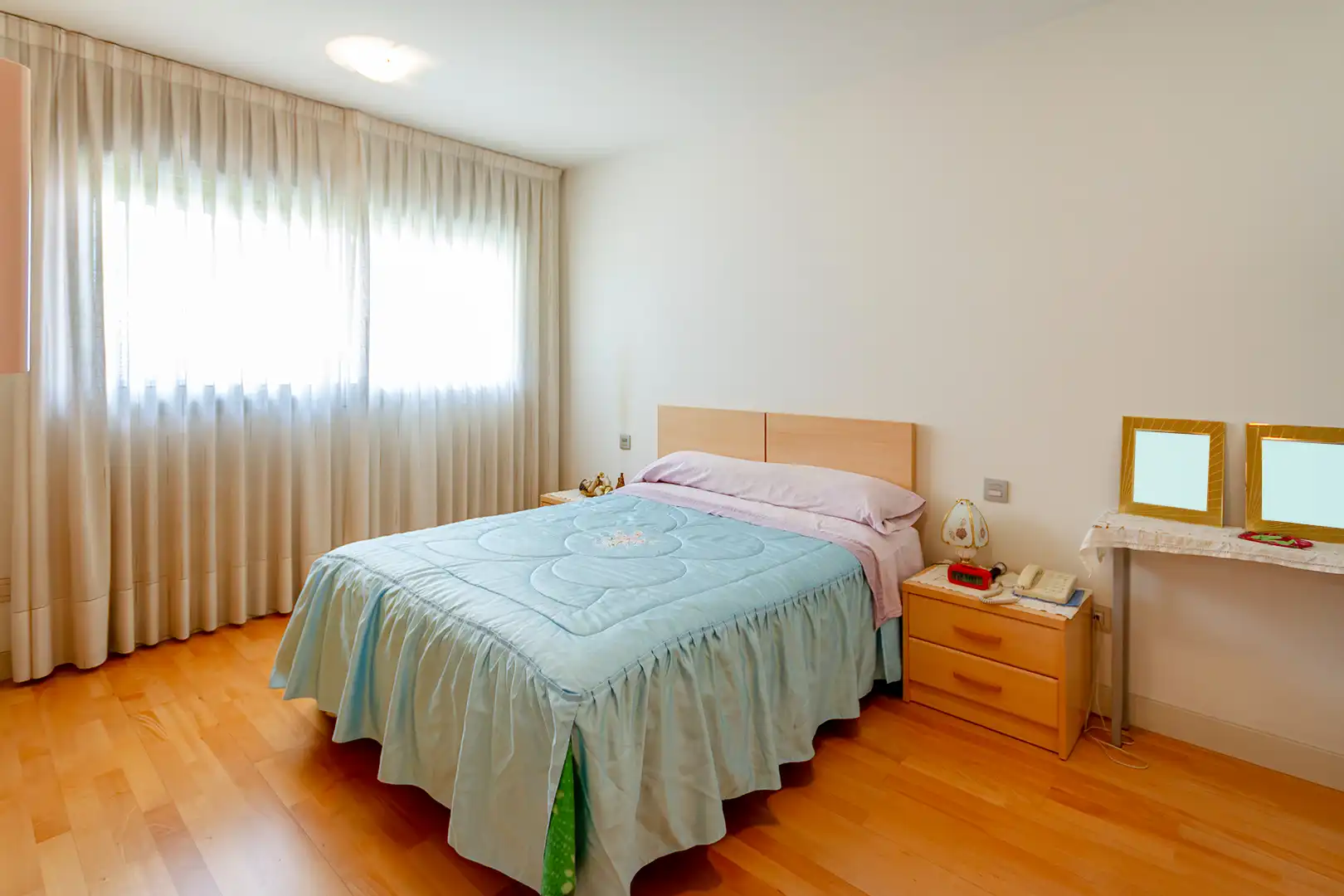 Dormitori de Àtic en venda en Barcelona amb Aire condicionat, Parquet i Terrassa