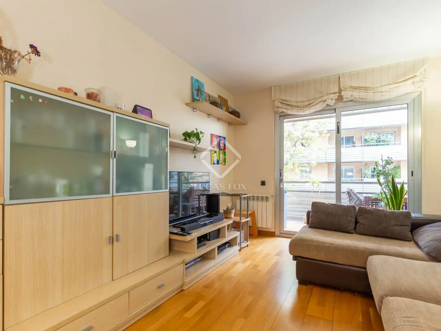 Sala de estar de Piso en venta en Sant Just Desvern con Aire acondicionado, Terraza y Trastero