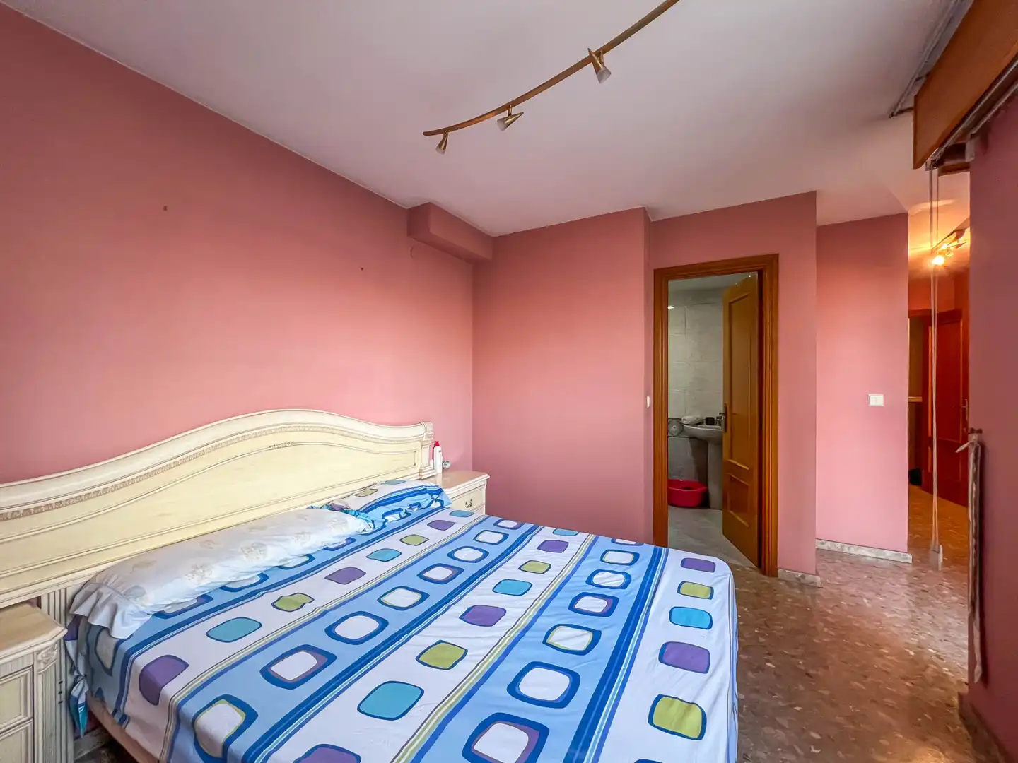 Habitación de Piso en venta en Valencia con Balcón