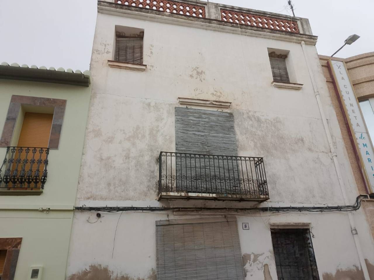 Vista exterior de Casa adosada en venda en Potries amb Terrassa i Moblat