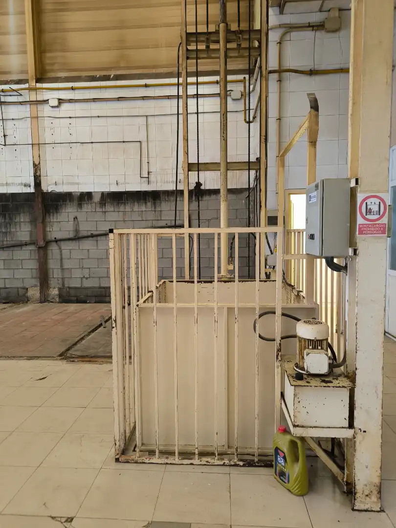 Industriegebäude zur Miete in Carrer Holanda, imagen 7