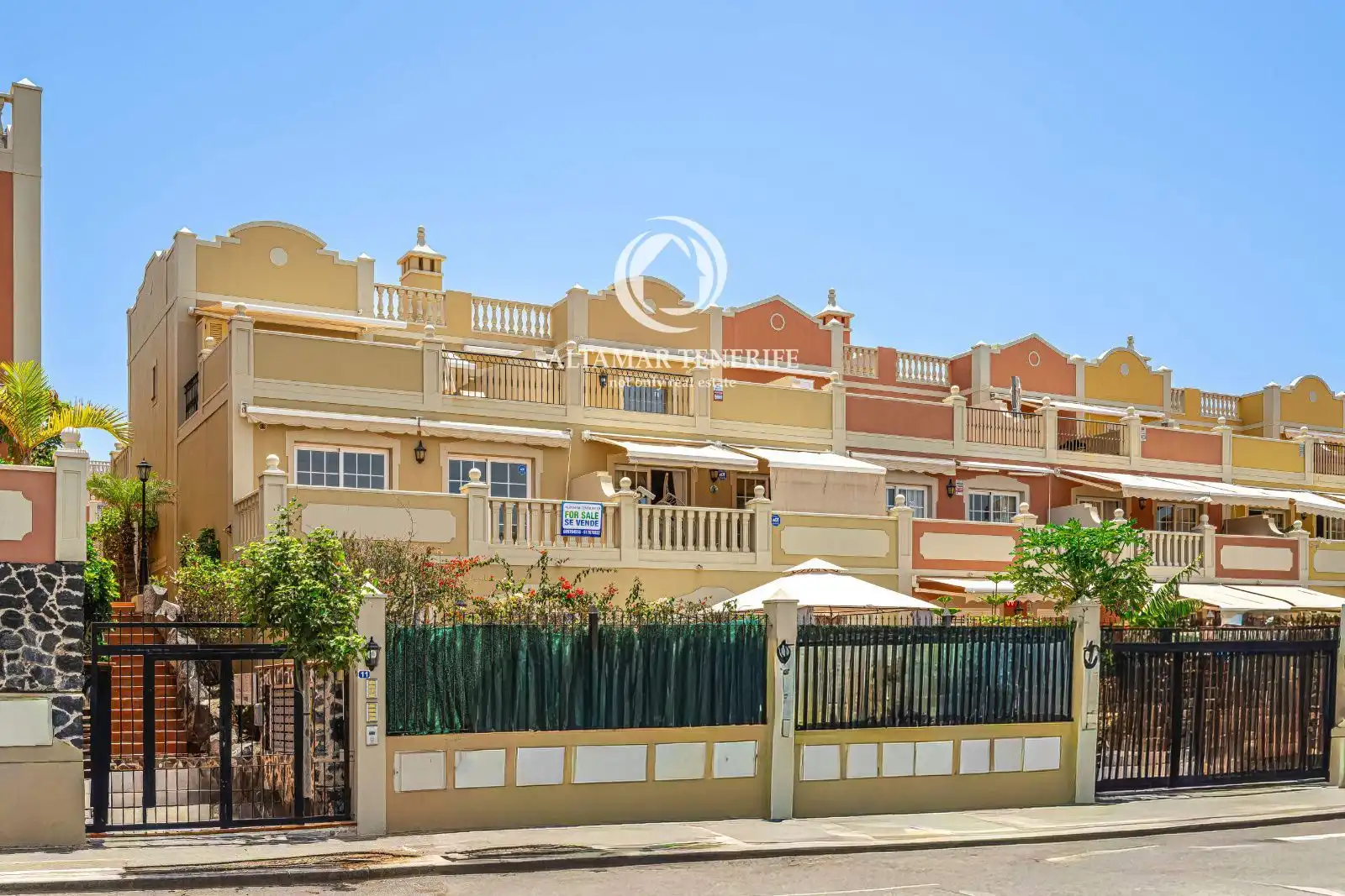 Vista exterior de Apartamento en venta en Arona con Jardín privado, Terraza y Piscina