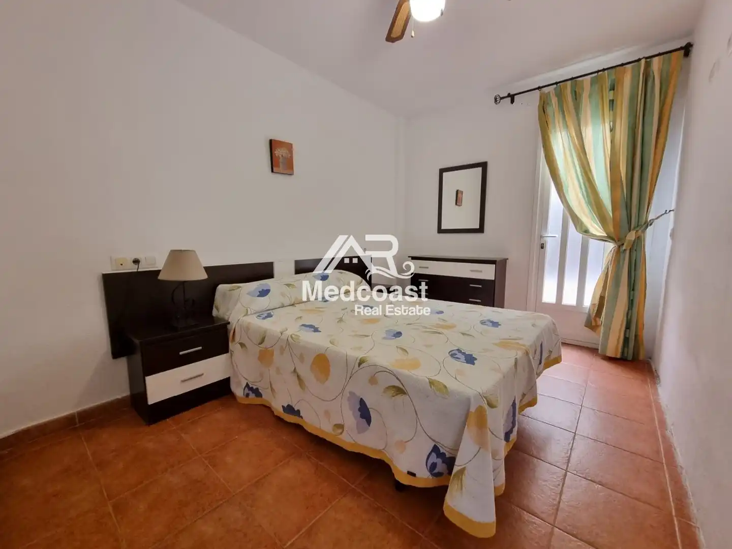 Habitación de Piso de alquiler en Vera con Terraza, Piscina y Amueblado