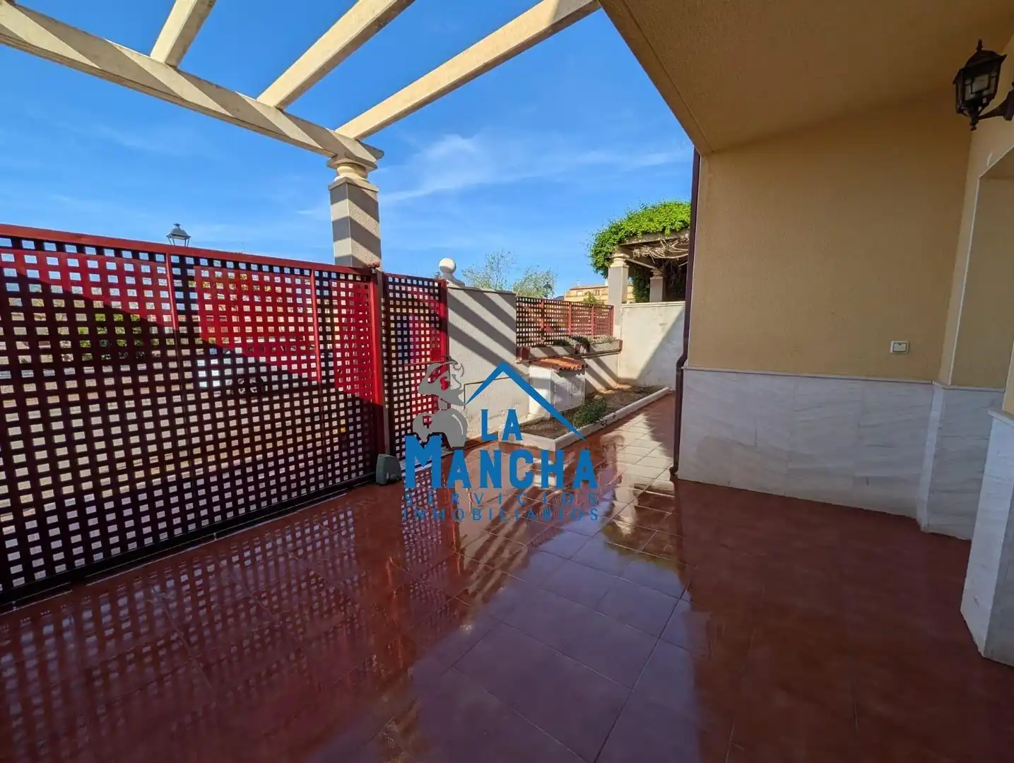Exterior view of Detached homes for sale in La Gineta  with Heating, Terrace and Balcony
