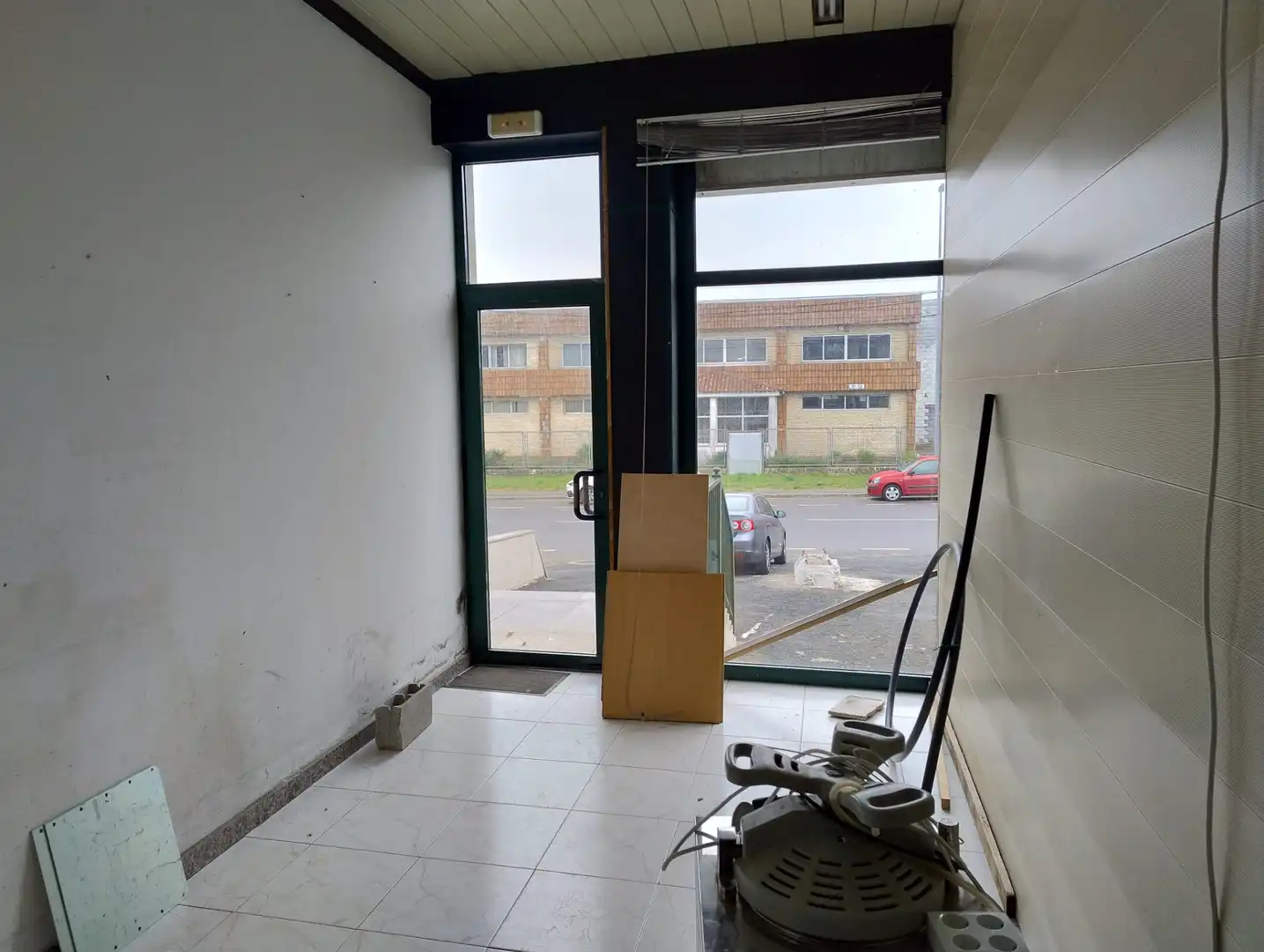 Geschaftsraum zur Miete in Vial de Marconi, 35, Campus Norte - San Caetano