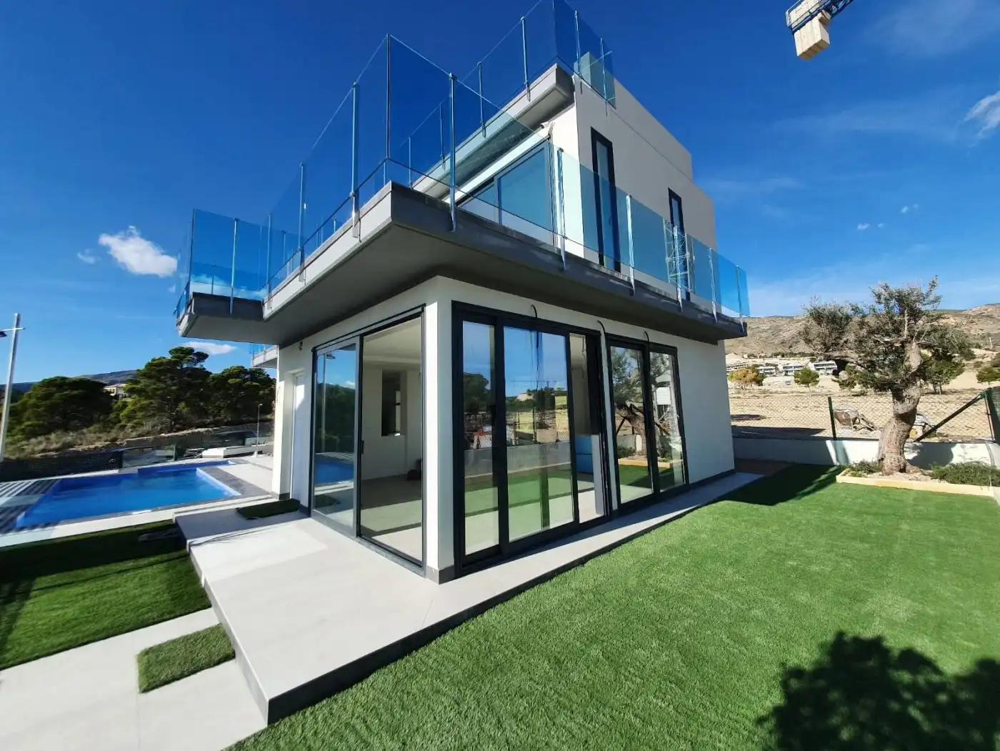 Chalet con piscina en venta en Balcón de Finestrat - Terra Marina