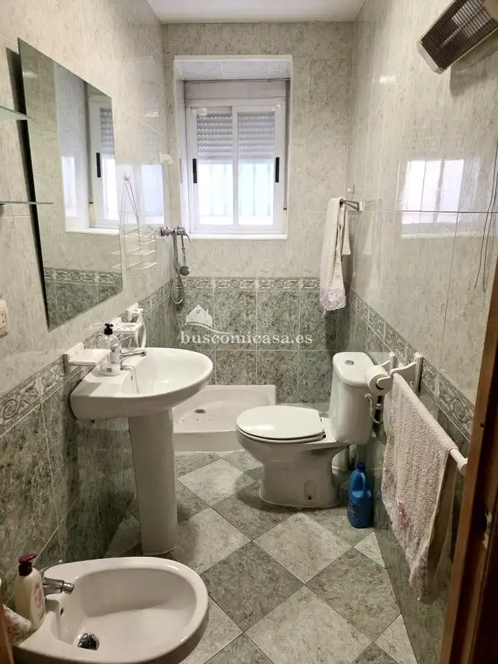 Bathroom of Detached homes for sale in Campillo de Arenas  with Furnished