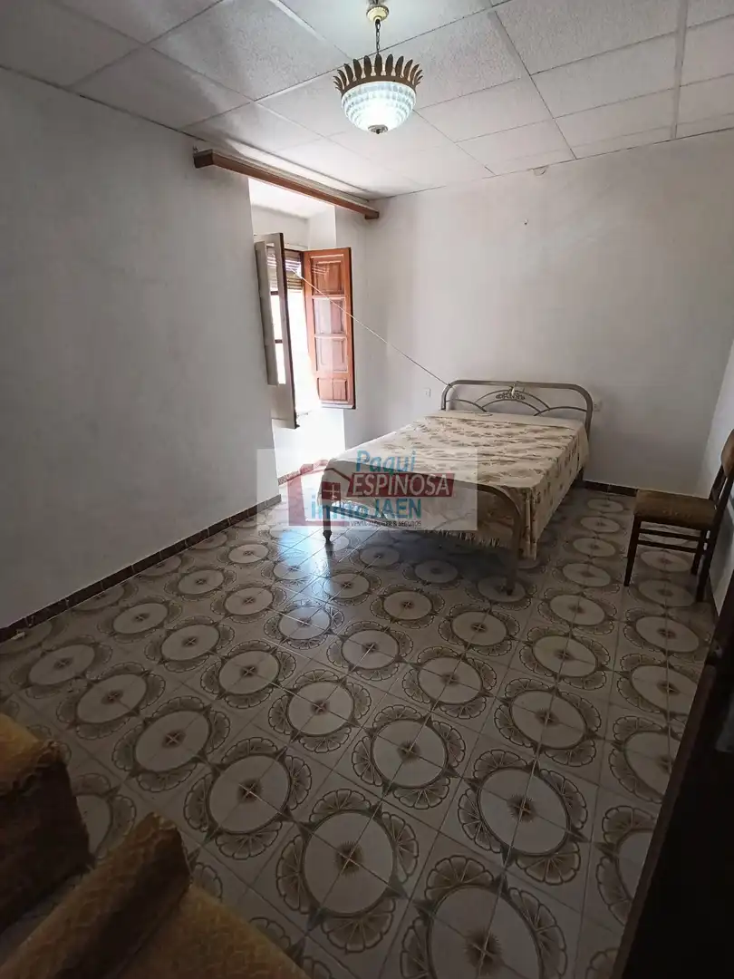 Dormitori de Casa o xalet en venda en Torredonjimeno amb Terrassa i Traster