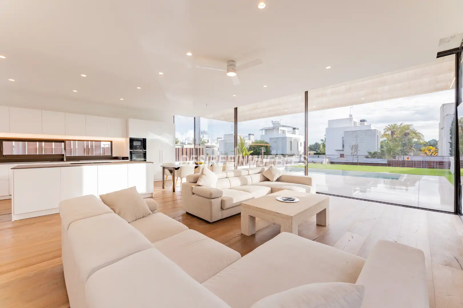 Sala de estar de Casa o chalet en venta en Godella con Aire acondicionado, Calefacción y Jardín privado