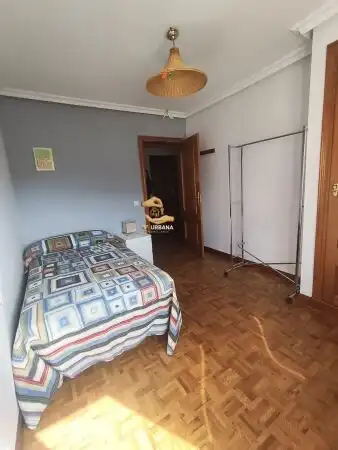 Piso con terraza en alquiler en LUIS VIVES, imagen 17