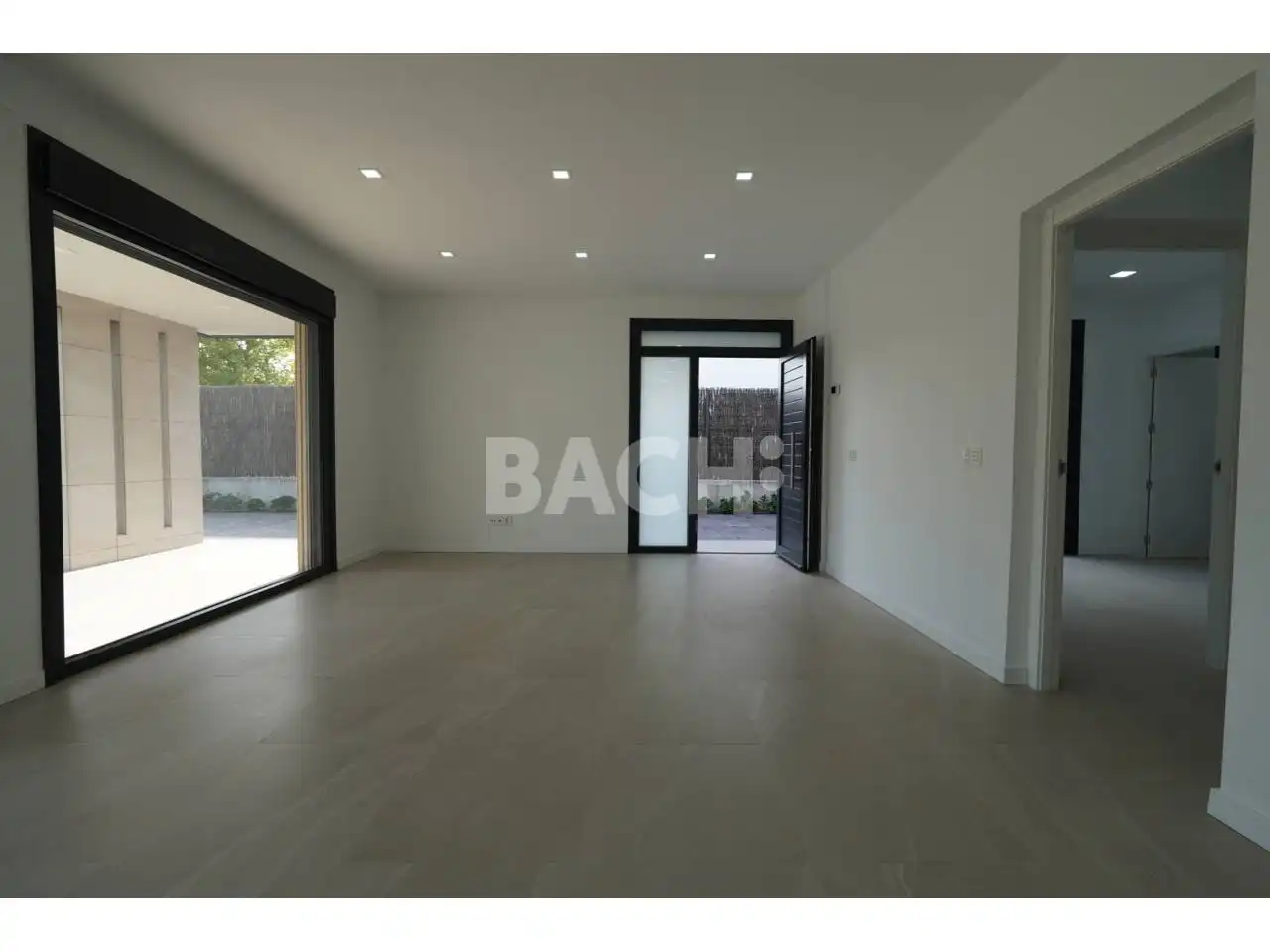 Casa con jardín en venta en Calle til·ler, imagen 17