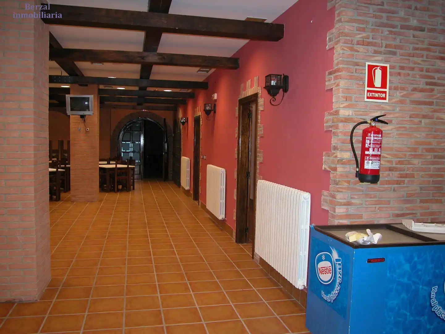 Commercial properties for sale in Galilea  with Air Conditioner and Furnished