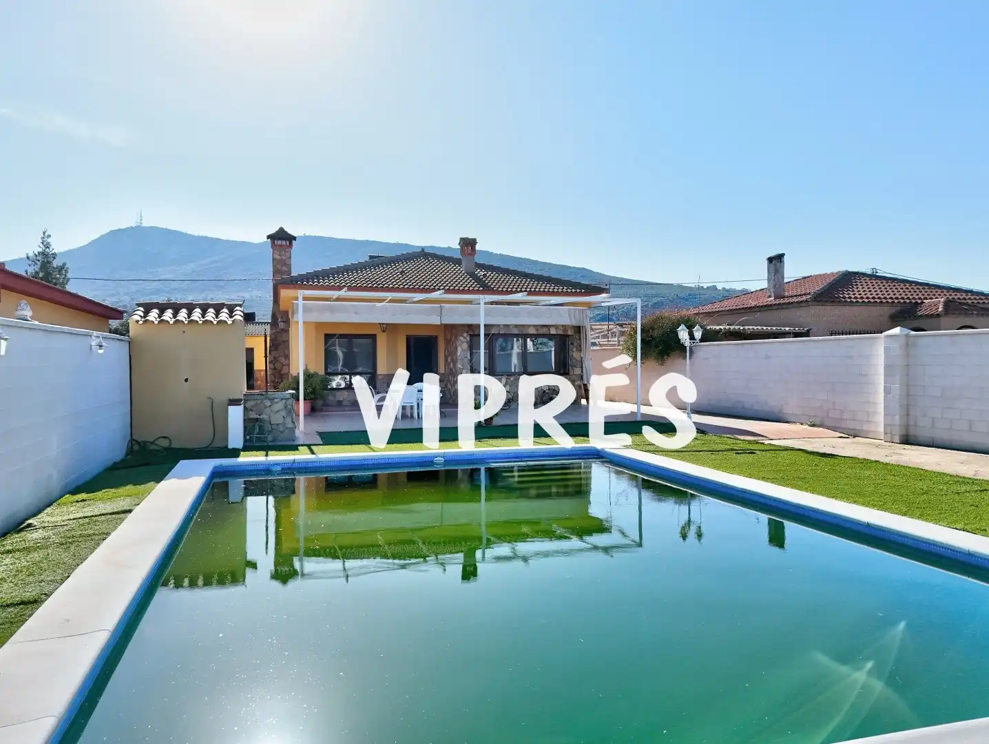 Chalet con piscina en venta en Arroyo de San Serván, imagen 12