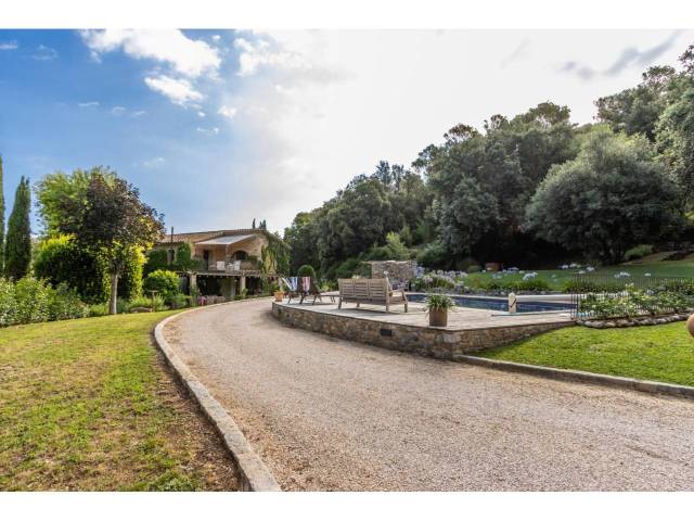 Finca rústica en Venta en Gi-554 en Esponellà