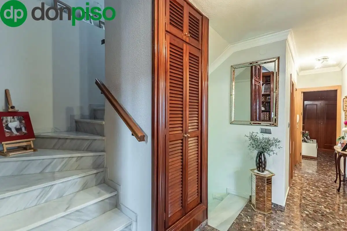 Houses for sale in Granada  with Air Conditioner, Heating and Terrace