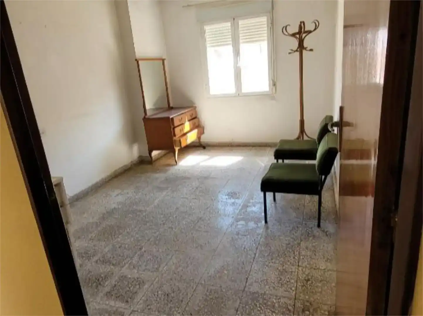 Dormitori de Pis en venda en Alaejos amb Balcó