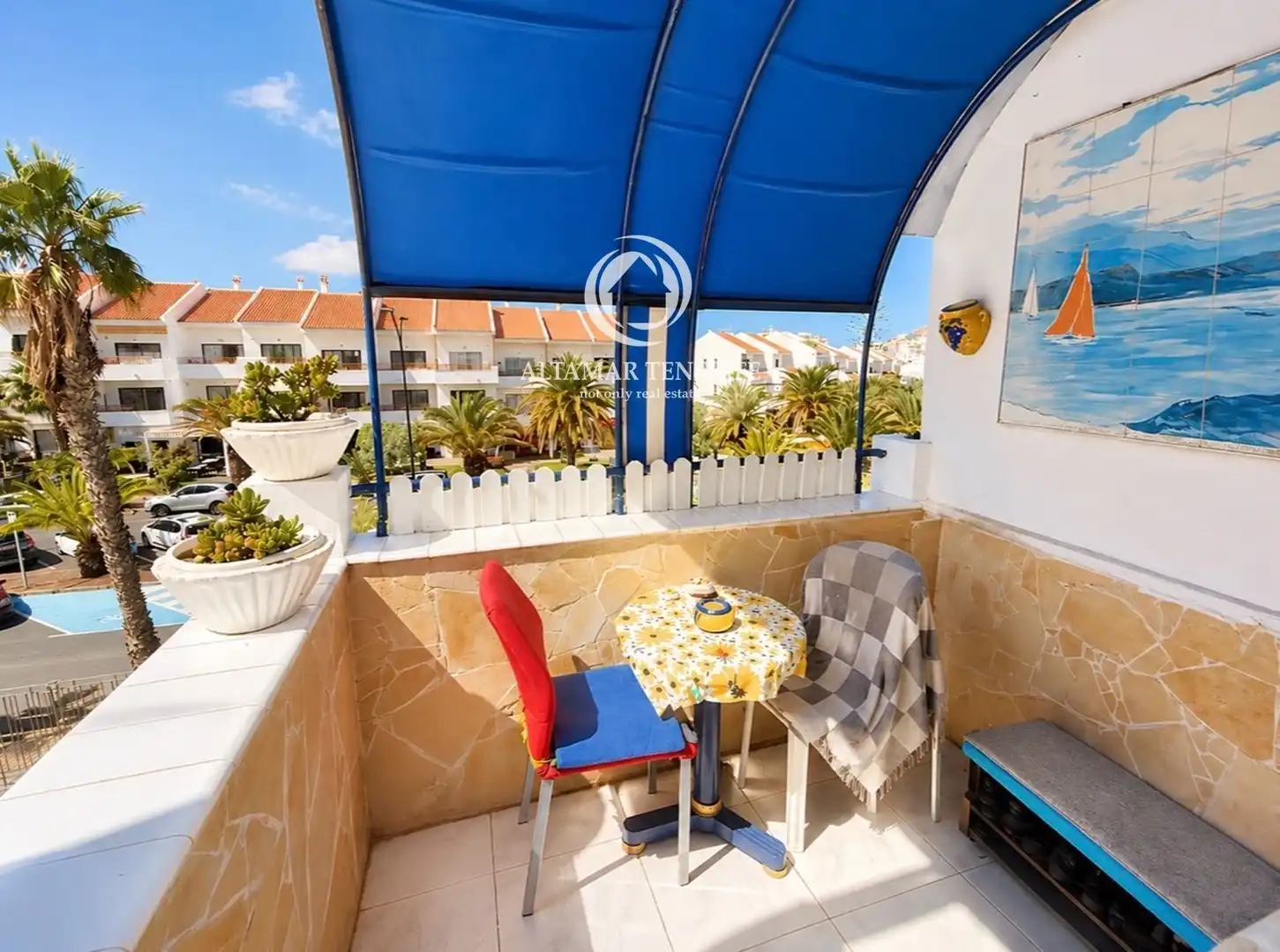 Appartement compact avec piscine à vendre à San Francisco