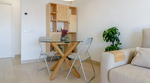 Foto 3 de Piso de alquiler en Lluminetes, Castelldefels