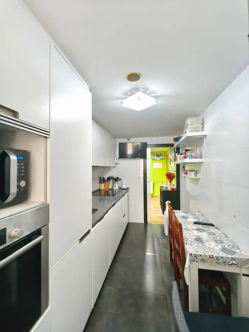 Küche von Wohnung zum Verkauf in Ames mit Heizung, Abstellraum und Möbliert