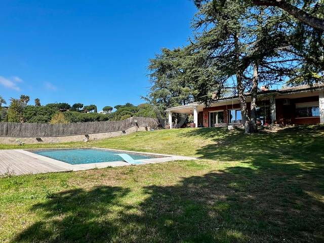 Casa-chalet en Venta en Rocaferrera