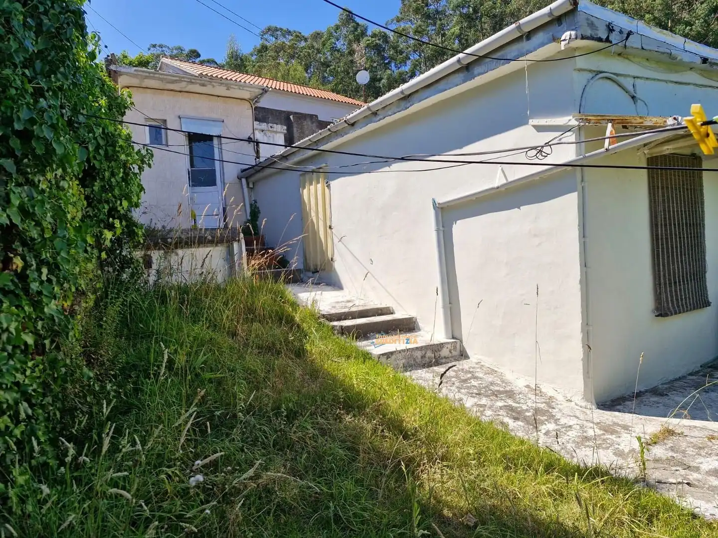 Exterior view of Houses for sale in Vigo 