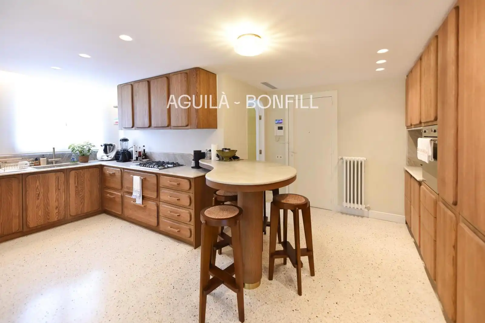 Kitchen of Flat for sale in Barcelona  with Air Conditioner, Heating and Parquet flooring