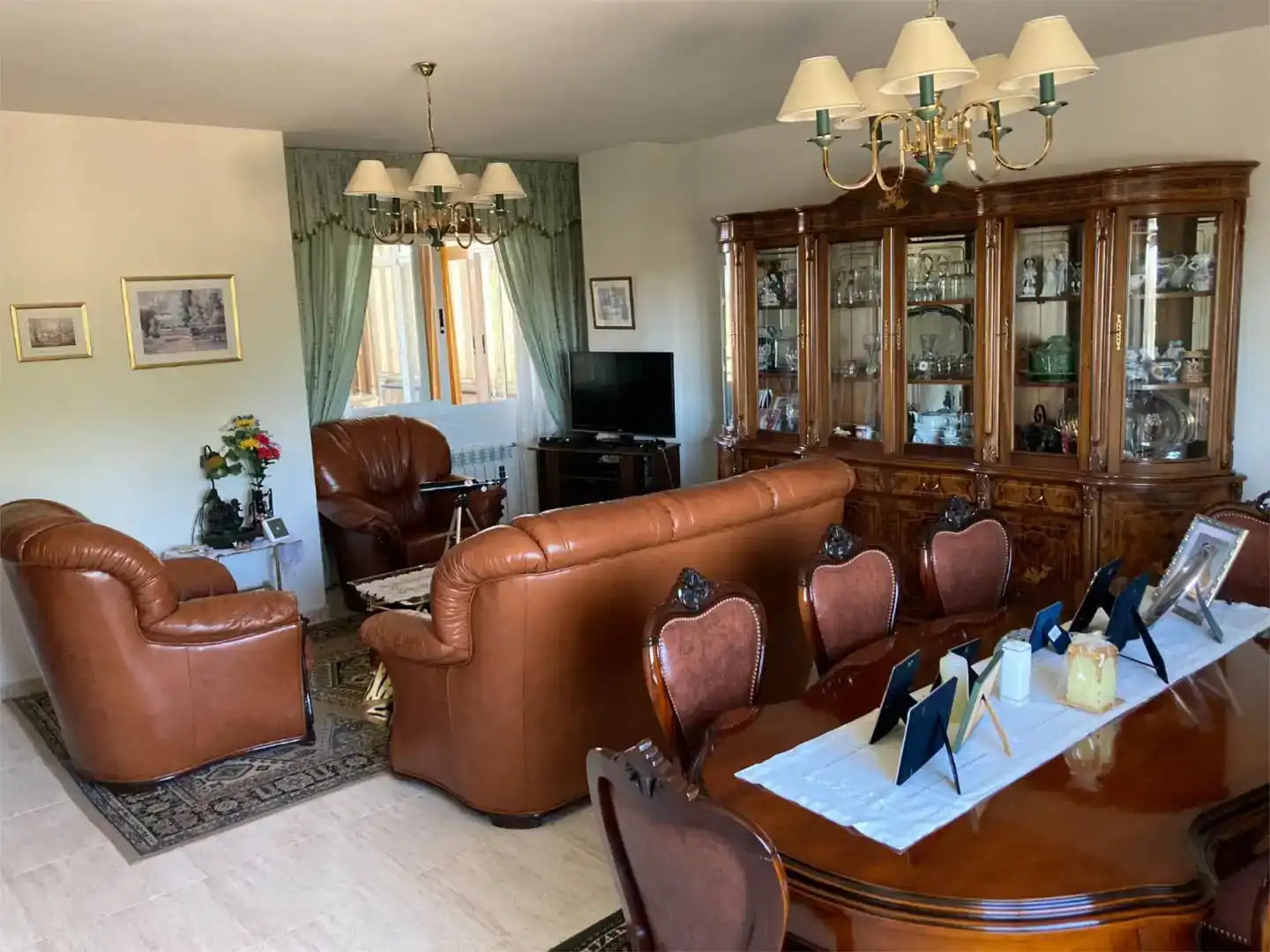 Sala de estar de Casa o chalet en venta en Monfarracinos con Jardín privado y Amueblado