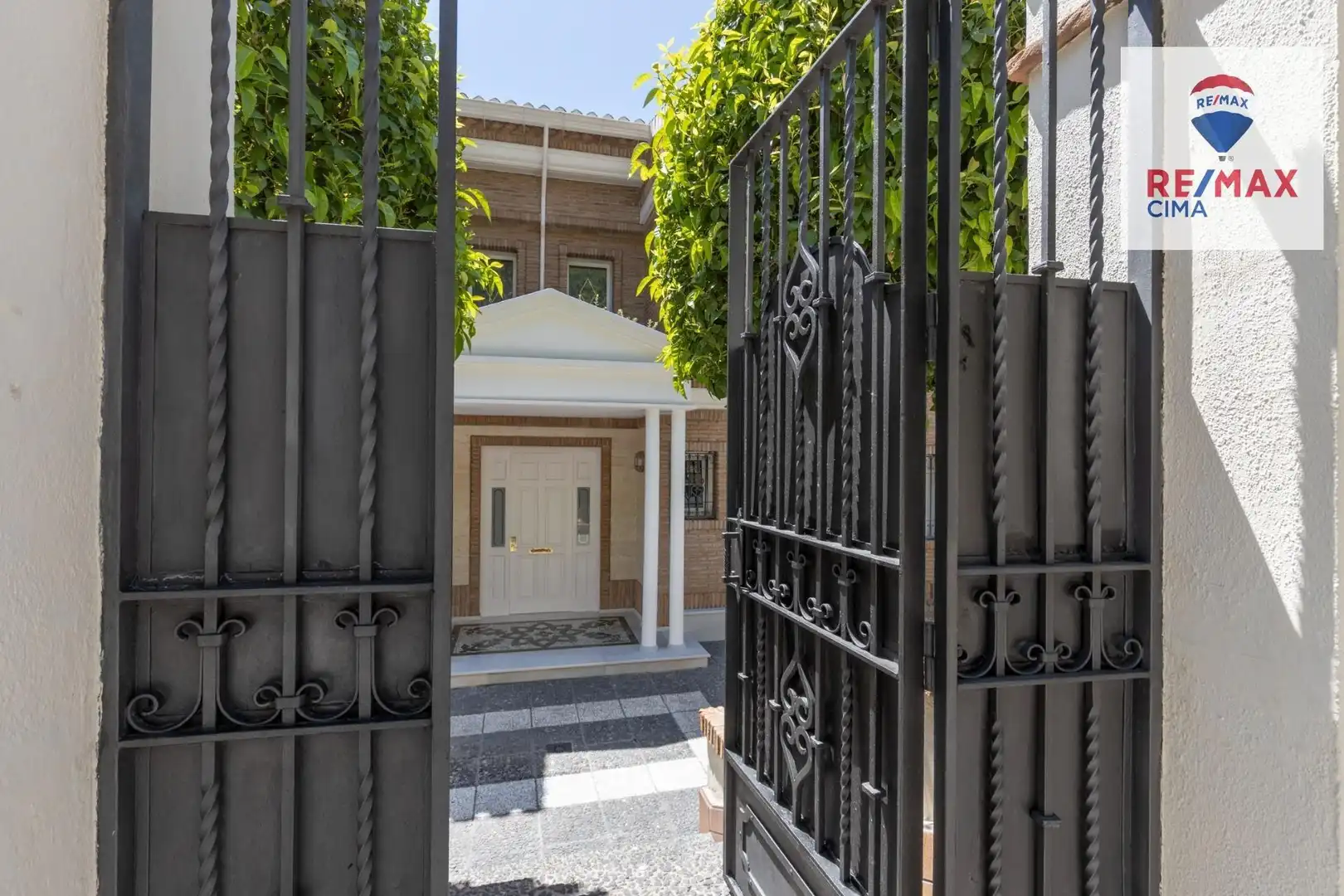 Chalet con terraza en venta en Genil, imagen 49