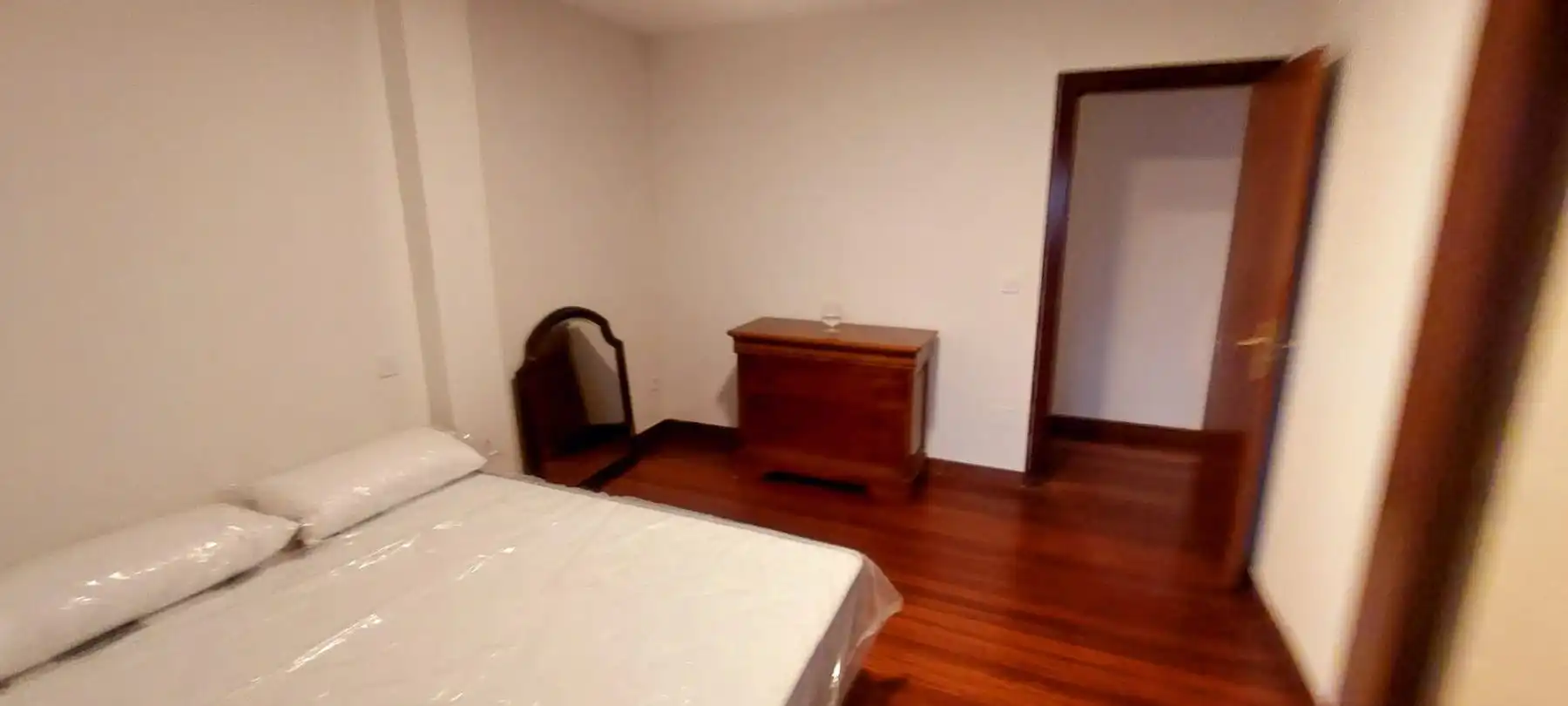 Schlafzimmer von Maisonette zum Verkauf in Santander mit Heizung und Abstellraum