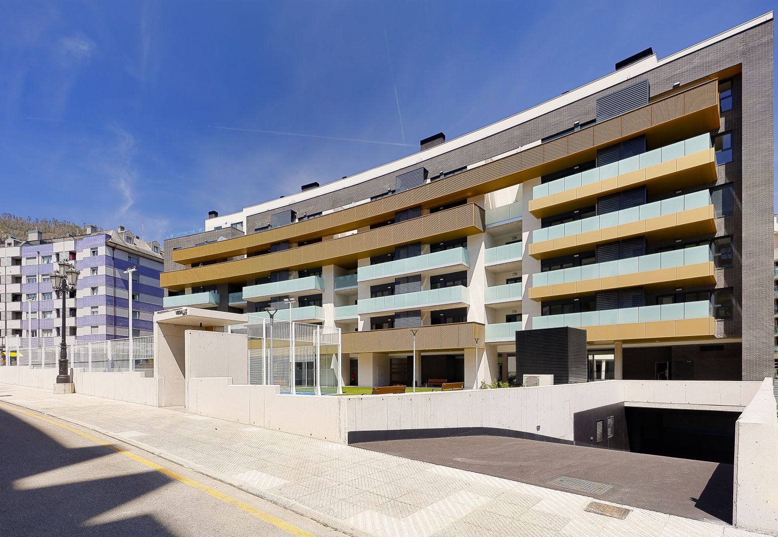 Exterior view of Garage for sale in Oviedo 