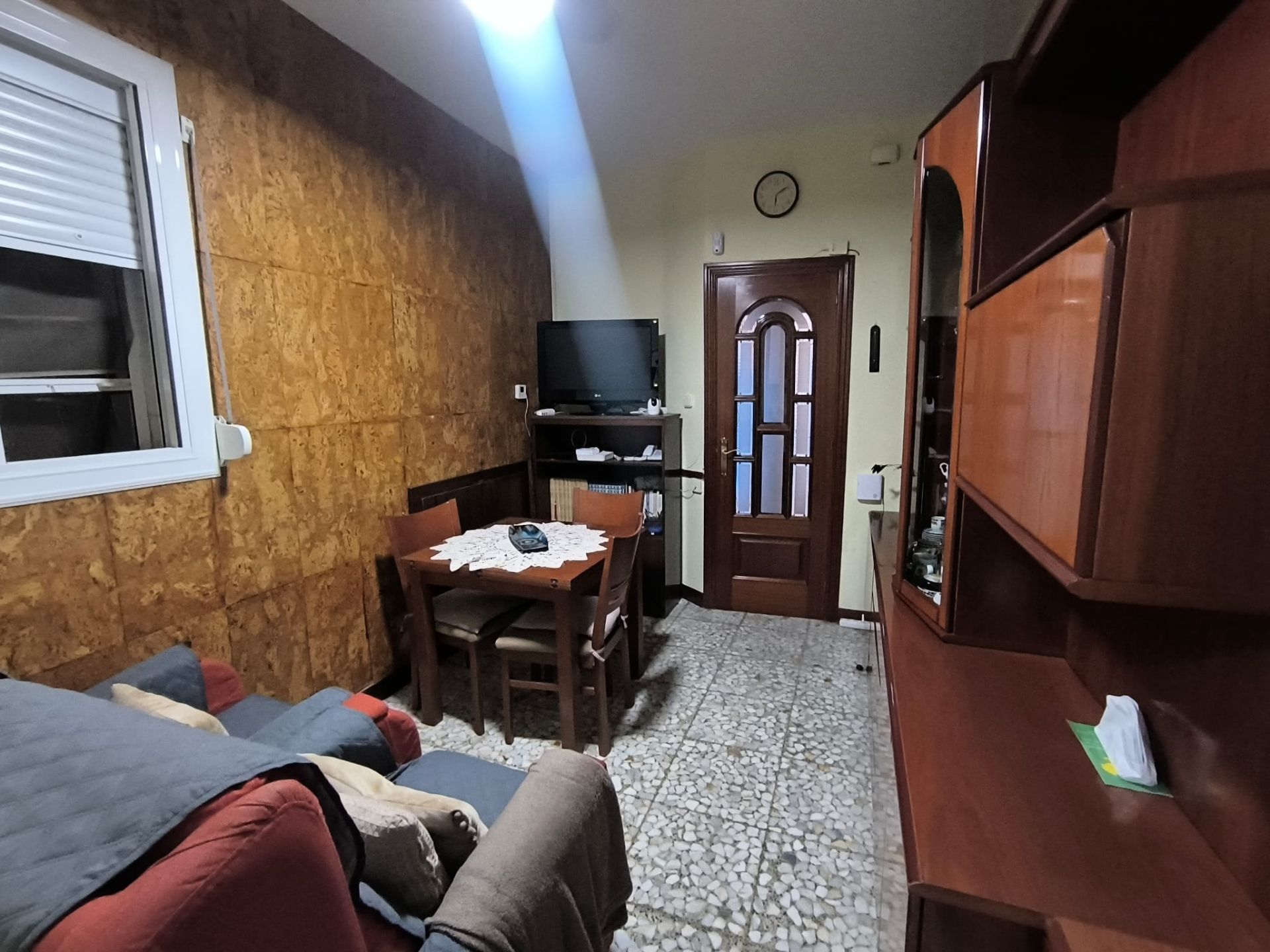 Sala d'estar de Casa o xalet en venda en L'Hospitalet de Llobregat amb Calefacció i Terrassa